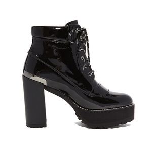 Stuart Weitzman Rugged Booties